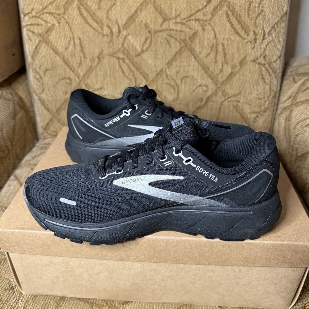 Brooks Ghost 14 GTX Black Silver Grey D Width Men Trail Running Shoe Size 8 Nice - Picture 3 of 9
